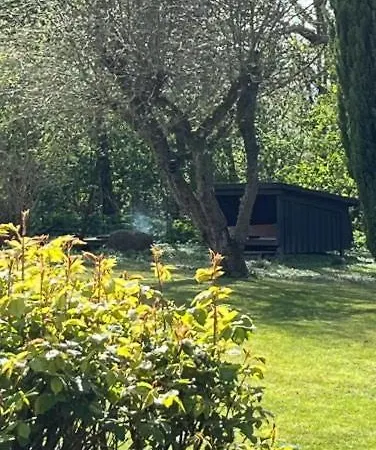 Дом отдыха House With Access To Sandy *